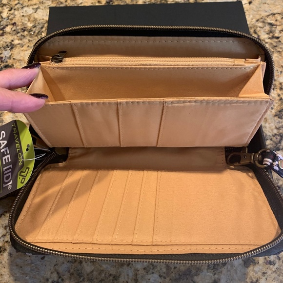 Travelon Bags Rfid Blocking Single Zip Wallet Poshmark